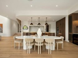 95 Solar St, Coorparoo QLD 4151, Australia