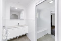 12 Huntly Rd, Bensville NSW 2251, Australia