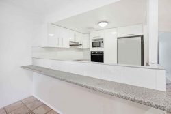 14/5 Inland Dr, Tugun QLD 4224, Australia