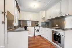 12 Karambi St, Chigwell TAS 7011, Australia