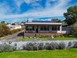 51 Kirby St, Casterton VIC 3311, Australia