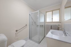 4 Karri Dr, Dernancourt SA 5075, Australia