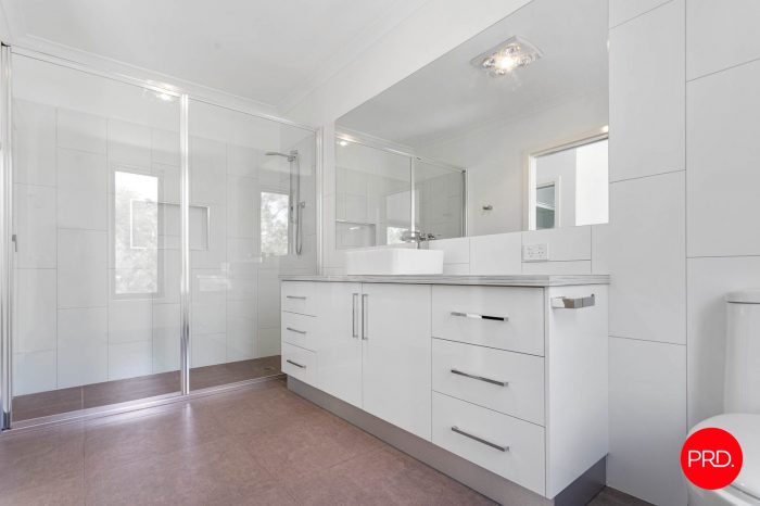 Unit 2/71 Lilac St, Ironbark VIC 3550, Australia