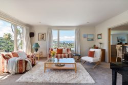 7 Doris Gordon Crescent, Crofton Downs, Wellington, 6035, New Zealand