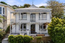 34 Sugarloaf Road, Brooklyn, Wellington, 6021, New Zealand