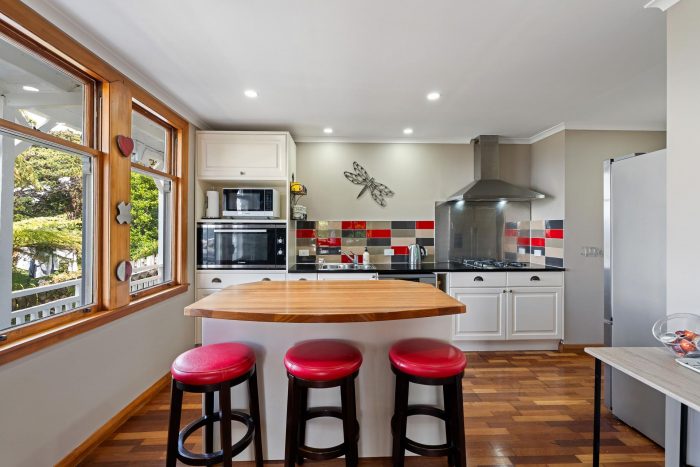 34 Sugarloaf Road, Brooklyn, Wellington, 6021, New Zealand