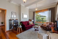 34 Sugarloaf Road, Brooklyn, Wellington, 6021, New Zealand