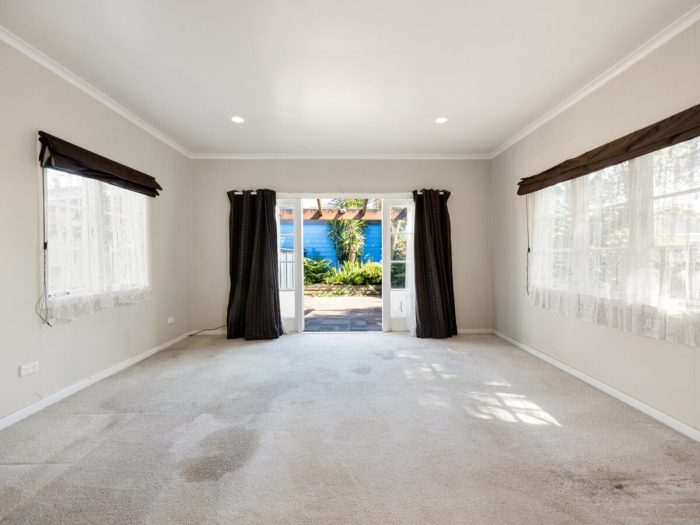 16 Mahana Road, Saint Andrews, Hamilton, Waikato, 3200, New Zealand