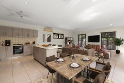 31 Manggala Dr, Cable Beach WA 6726, Australia