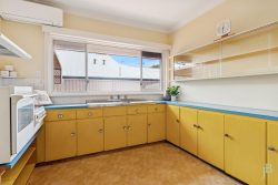 33 Hotham St, Bayswater WA 6053, Australia