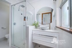 7 Waratah Cres, South Bunbury WA 6230, Australia