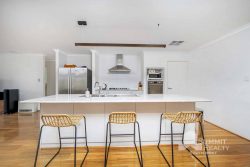 17 Milesi Bend, Dalyellup WA 6230, Australia