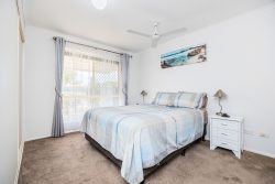 59 North St, Point Vernon QLD 4655, Australia