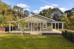 1223 Old North Road, Helensville, Rodney, Auckland, 0875, New Zealand