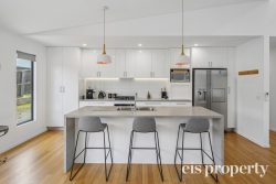 8 Port View Dr, Port Huon TAS 7116, Australia