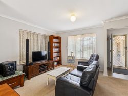 18B Knight Ave, Yokine WA 6060, Australia