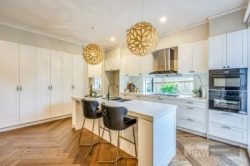 Unit 1/30 Ralton Ave, Glen Waverley VIC 3150, Australia