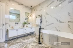 Unit 1/30 Ralton Ave, Glen Waverley VIC 3150, Australia