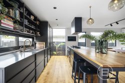 4 Renata Crescent, Te Atatu Peninsula, Waitakere City, Auckland, 0610, New Zealand