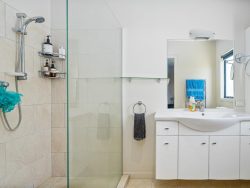 1 Centreway, Pauanui, Thames-Coromandel, Waikato, 3579, New Zealand