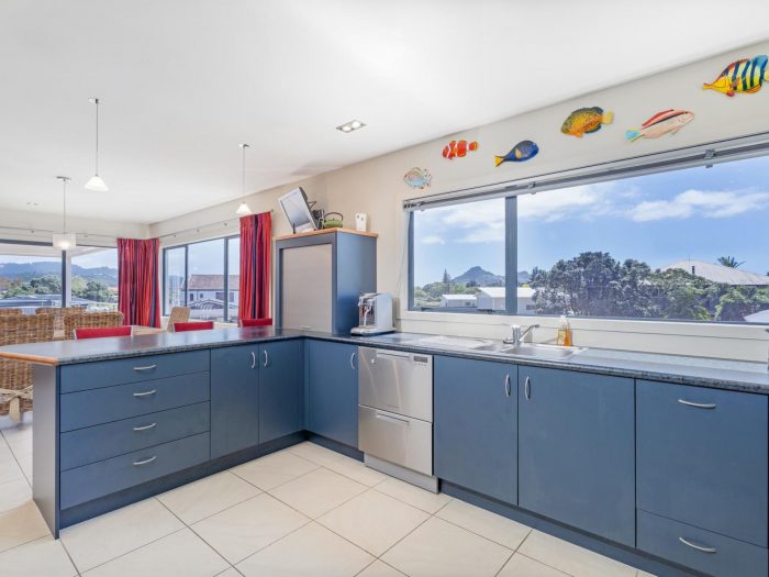 1 Centreway, Pauanui, Thames-Coromandel, Waikato, 3579, New Zealand