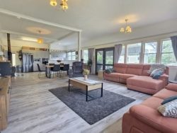 9 Scotts Camp Rd, Pozieres QLD 4352, Australia