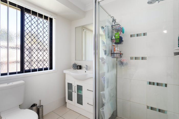 37 Severn Cres, North Lakes QLD 4509, Australia