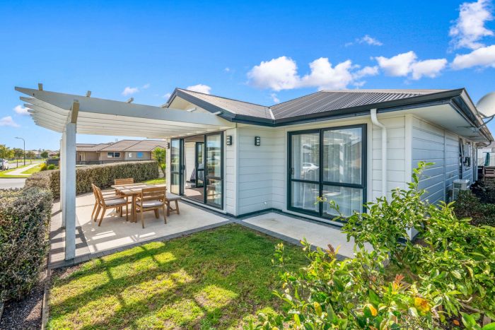14 Harding Drive, Papamoa Beach, Tauranga, Bay Of Plenty, 3118, New Zealand