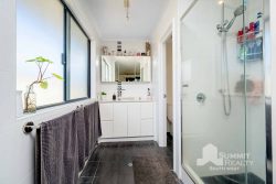 36 The Blvd, Australind WA 6233, Australia