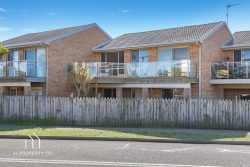 Unit 2/175 The Esplanade, Umina Beach NSW 2257, Australia