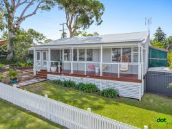 1 Ulana Ave, Halekulani NSW 2262, Australia