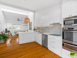 1 Ulana Ave, Halekulani NSW 2262, Australia