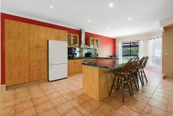 107 Valley Dr, Tallebudgera QLD 4228, Australia