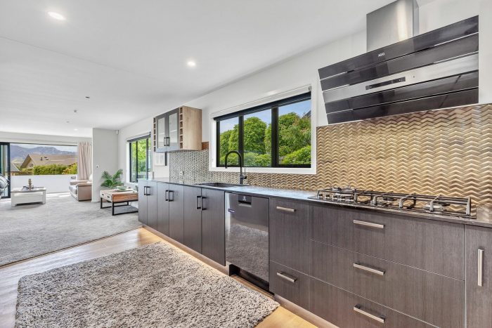 39 Willowridge, Wanaka, Otago, 9305, New Zealand