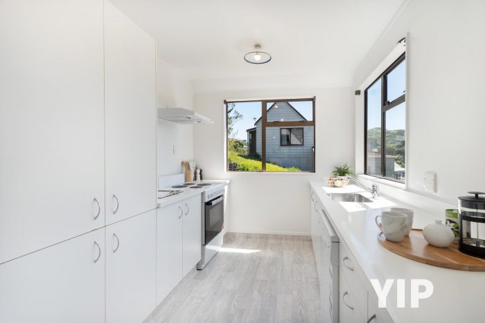 2/46 Wingfield Place, Churton Park, Wellington, 6037, New Zealand