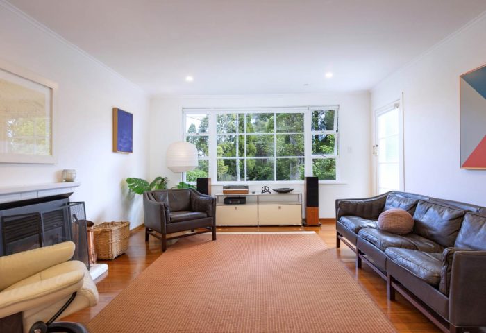 121 Woodlands Park Road, Titirangi, Waitakere City, Auckland, 0604, New Zealand