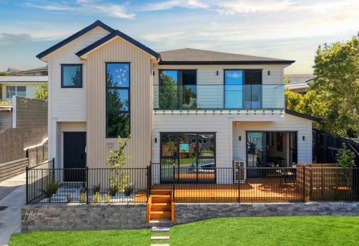 54A Bruce Road, Glenfield, North Shore City, Auckland, 0629, New Zealand