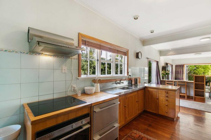 18 Apihai Street, Orakei, Auckland, 1071, New Zealand