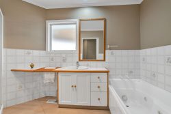 85B Eliot Street, New Plymouth, Taranaki, 4310, New Zealand