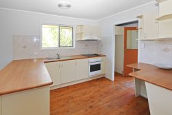 6 Bloodwood Cres, Molendinar QLD 4214, Australia