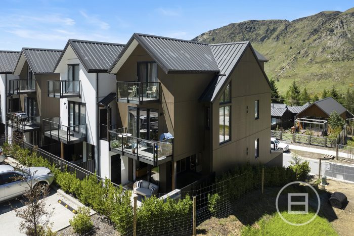 1/30 Bullendale Drive, Arthurs Point, Queenstown, Otago, 9371, New Zealand