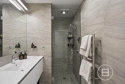 1/30 Bullendale Drive, Arthurs Point, Queenstown, Otago, 9371, New Zealand