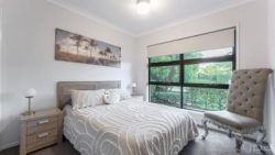 4 Bunderoo Cct, Pimpama QLD 4209, Australia