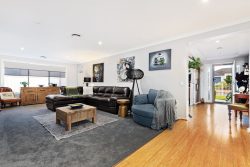 30 Canadian Cres, Canadian VIC 3350, Australia