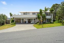 3 Caroline Heights, Omaha, Rodney, Auckland, 0986, New Zealand