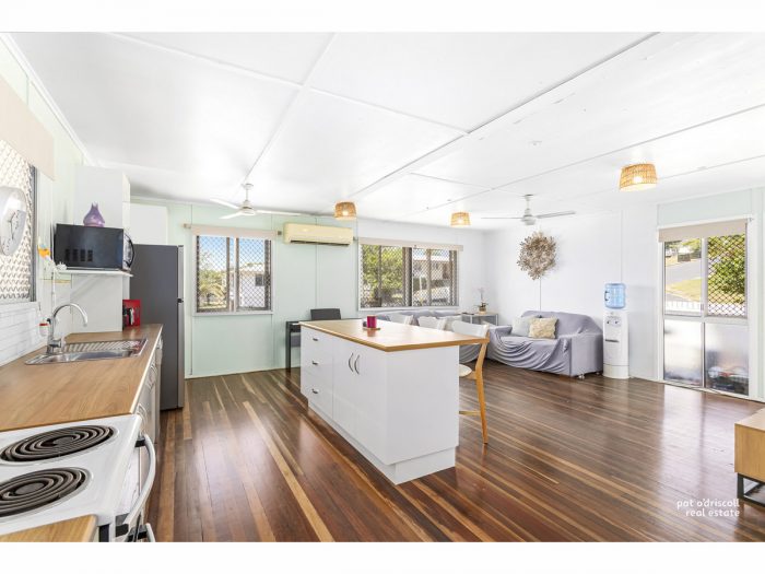 2 Fenlon St, West Rockhampton QLD 4700, Australia