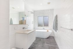 32 Chelmsford Ave, Cronulla NSW 2230, Australia