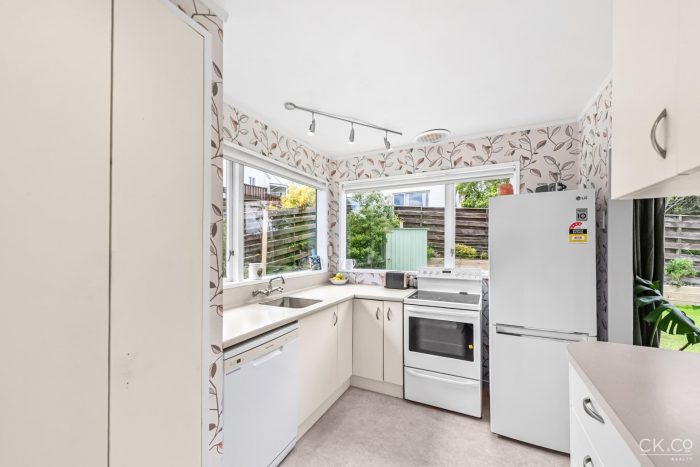 66B Major Dr, Kelson, Lower Hutt, Wellington, 5010, New Zealand