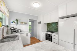 67 Bird Grove, Stokes Valley, Lower Hutt, Wellington, 5019, New Zealand