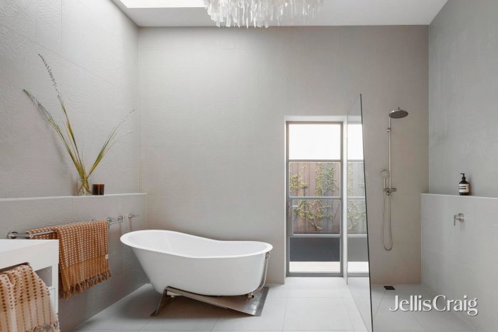 123 Clarke St, Northcote VIC 3070, Australia